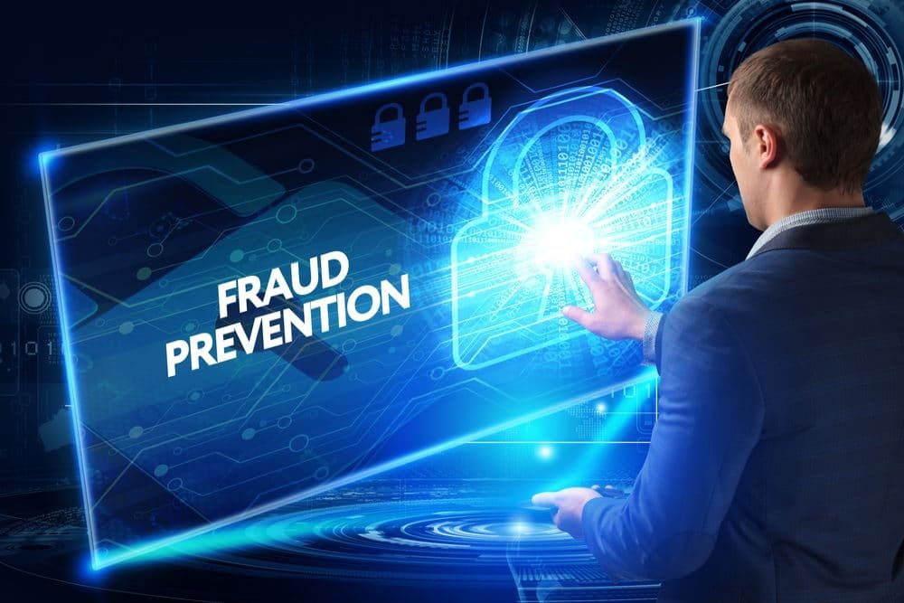 Managing Risk and Preventing Fraud with Graph Databases